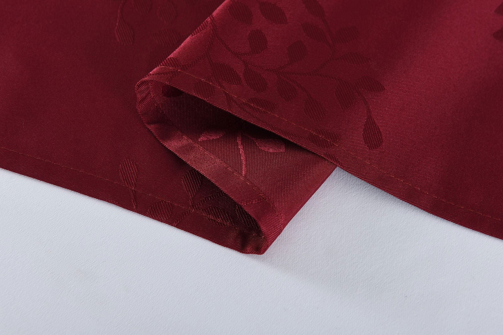 Yasmin Damast Gardinen Set, 5 Teile, eingenähtes Kräuselband bewährte Jacquard Qualität, blickdicht 20107 Vorhang Set Yasmin_Damast_Gardinen_Set_5_Teile_eingenahtes_Krauselband_bewahrte_Jacquard_Qualitat_blickdicht_20107_-_Gardinenbox.de_-_-3696083 | Gardinenbox.de