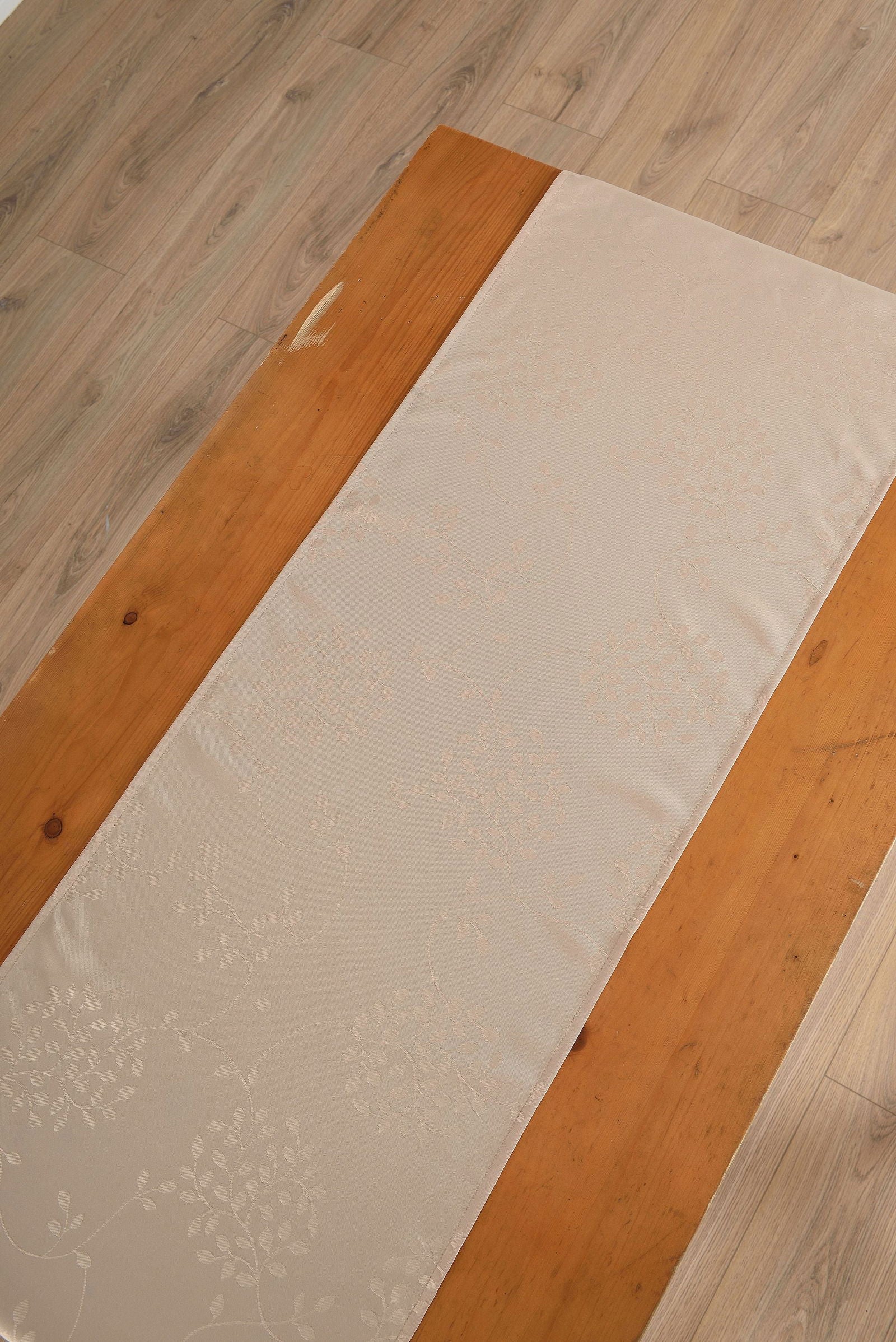 Yasmin Damast Tischdecke 201070 Tischwäsche Yasmin_Damast_Tischdecke_201070_-_Gardinenbox.de_-_-3696241 | Gardinenbox.de