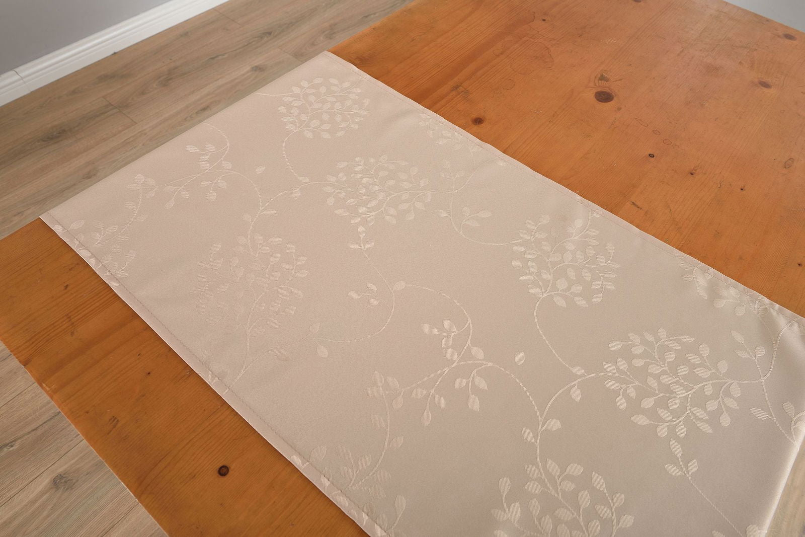 Yasmin Damast Tischdecke 201070 Tischwäsche Yasmin_Damast_Tischdecke_201070_-_Gardinenbox.de_-_-3696245 | Gardinenbox.de