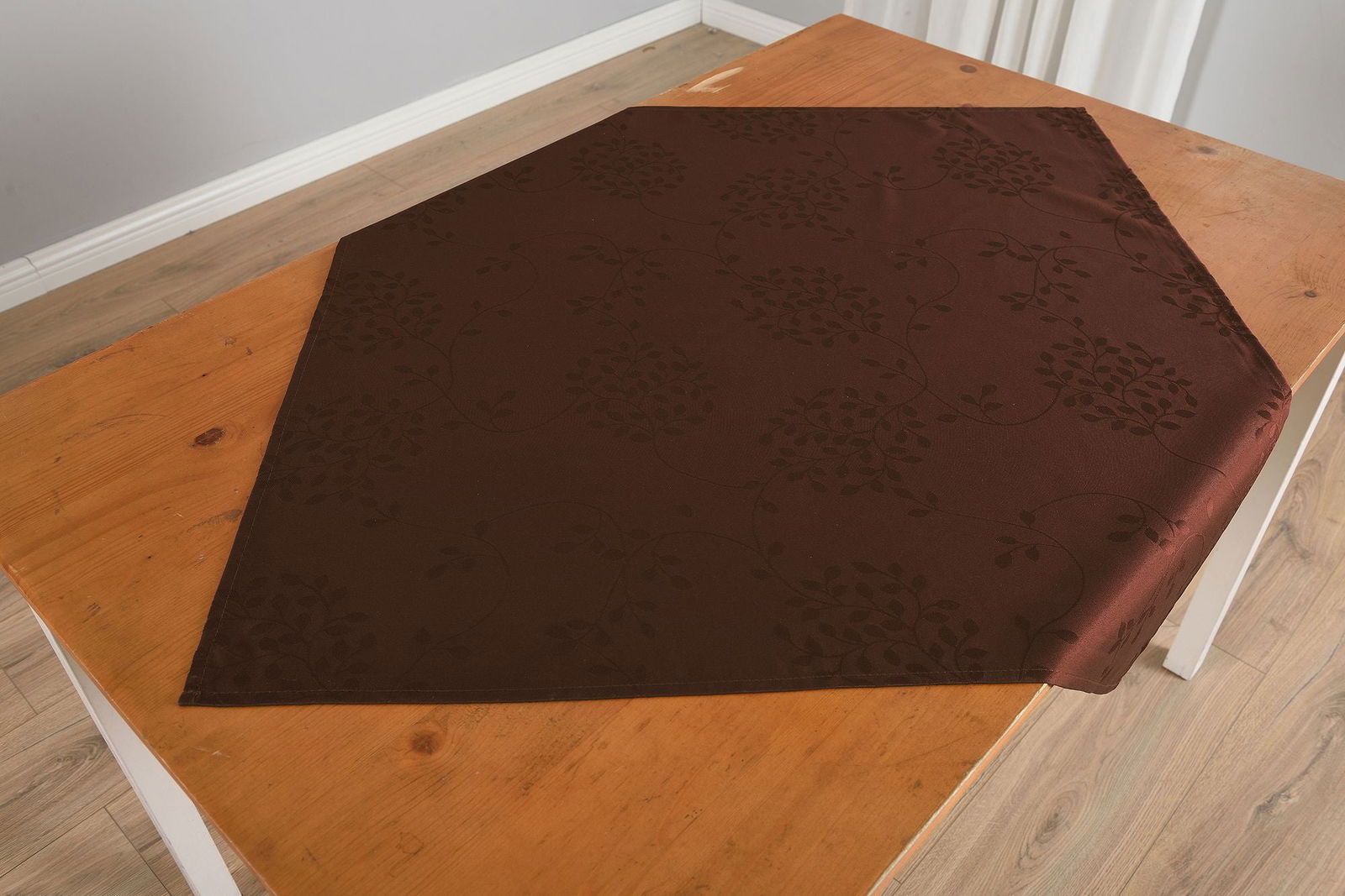 Yasmin Damast Tischdecke 201070 Braun BxL 80x80 cm Tischwäsche Yasmin_Damast_Tischdecke_201070_-_Gardinenbox.de_-_-3696295 | Gardinenbox.de