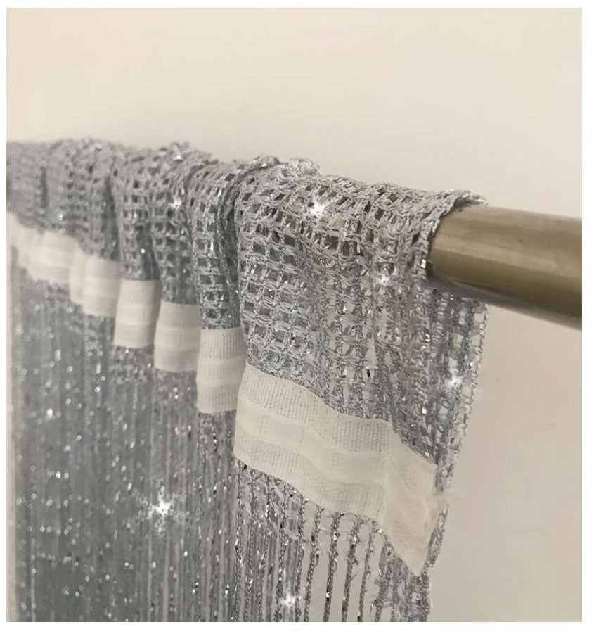 Fadengardine mit Tunneldurchzug und eingenähtem Kräuselband, geeignet für Gardinenstangen und Gardinenschienen Fadenvorhang Fadenstore Raumteiler 20303CN Fadengardine lurex_silber_1_a173b010-0759-42b6-9596-ef5d4df2078d | Gardinenbox.de