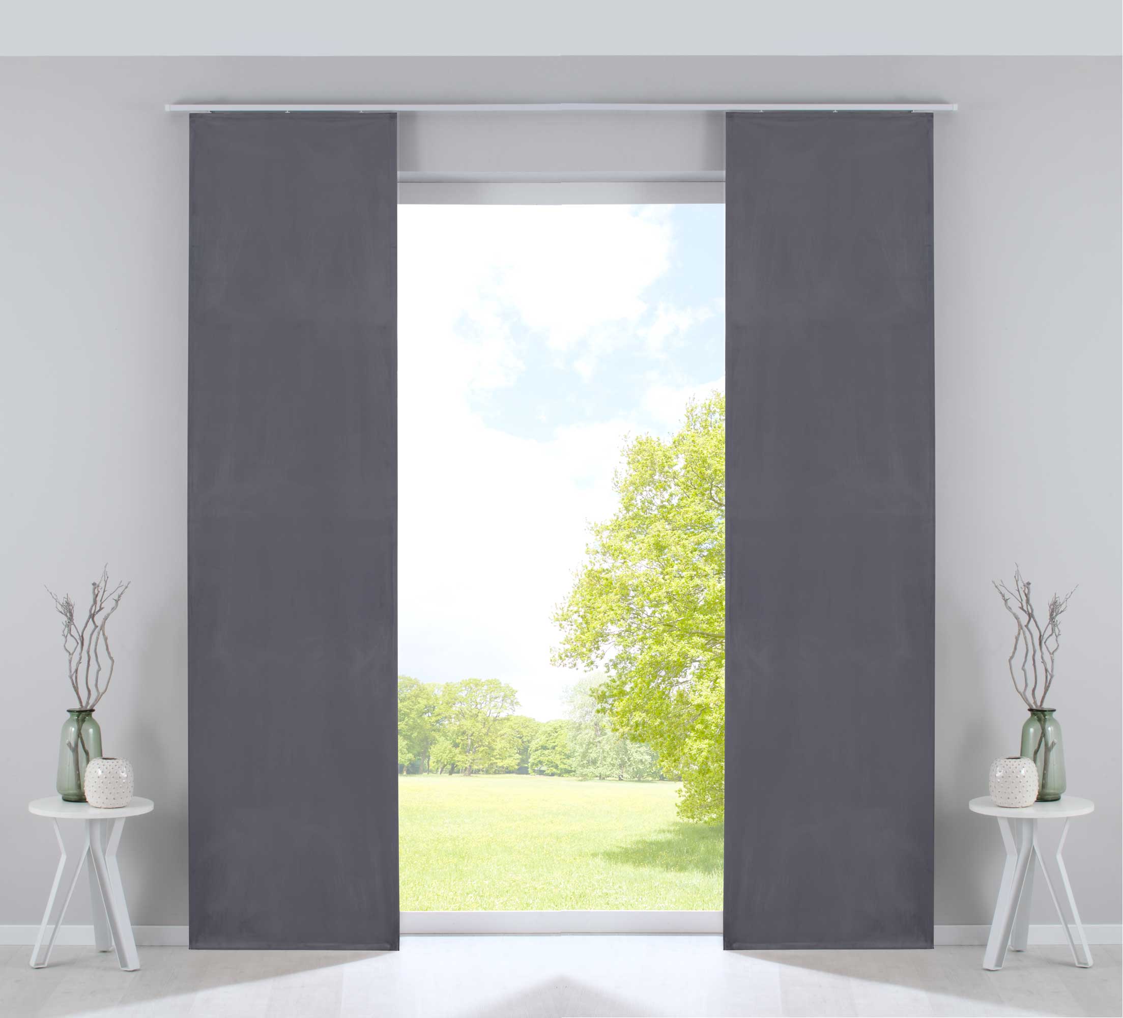 2er Set Flächenvorhänge Verdunkelung Schiebegardinen »Milano« Samt blickdicht Blackout Alu Paneelwägen Beschwerungsstangen 203571-2-alu Grau Schiebegardine 203571-2-alugrau | Gardinenbox.de