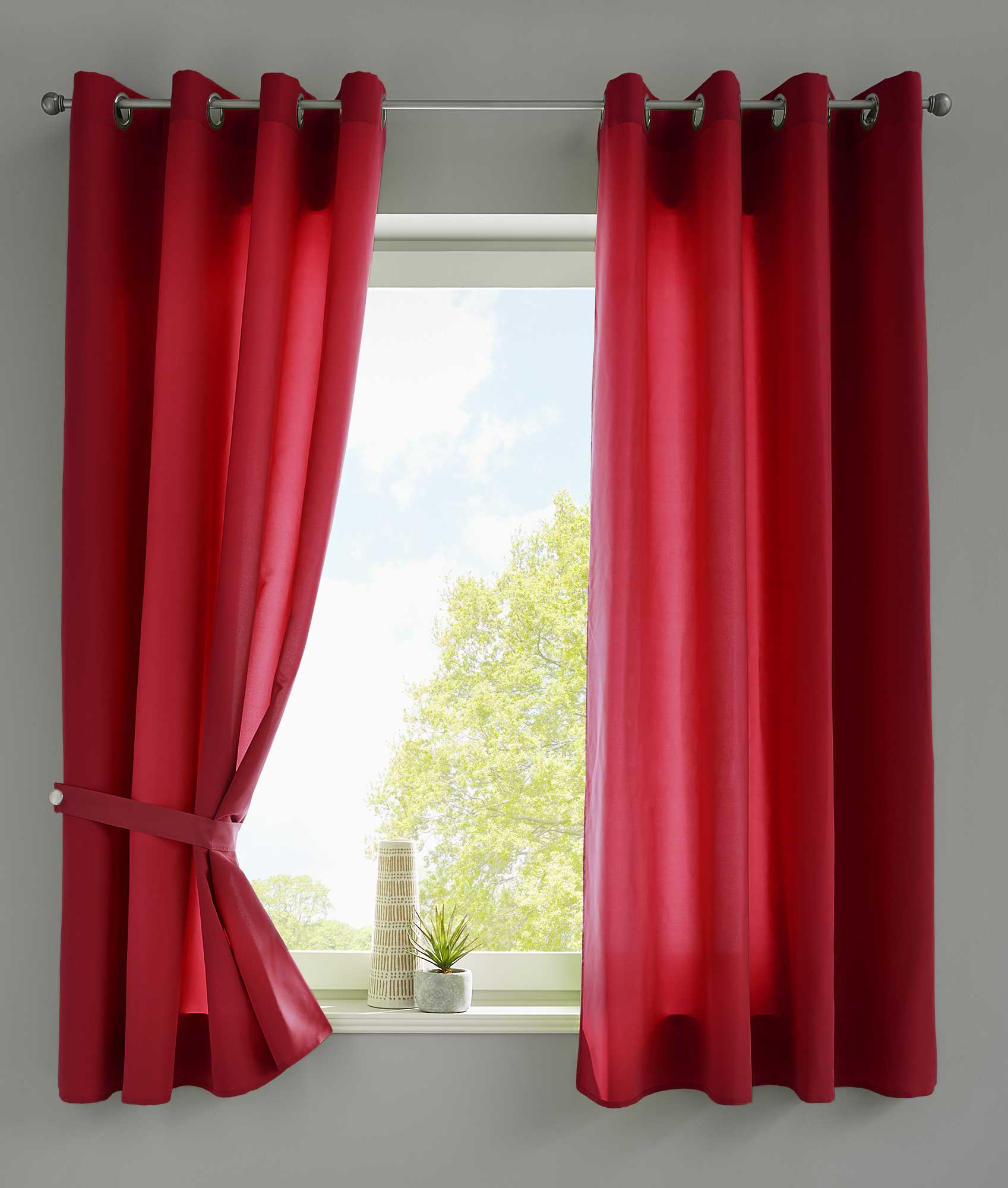 2er Set Vorhänge Schal Ösen »Berlin« Microsatin Lichtdurchlässig Uni Matt 20405N2 Bordeaux HxB 145x140 cm Vorhang 20405N2bordeaux-175 | Gardinenbox.de