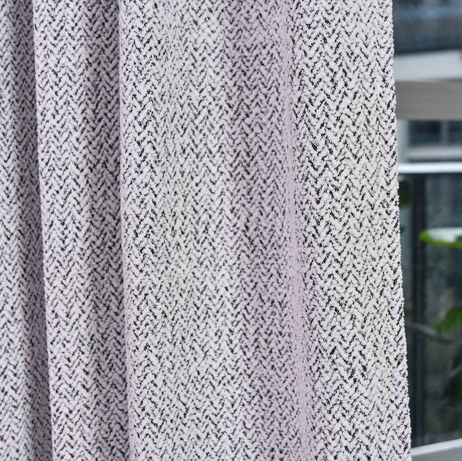 2 Vorhänge Chenille Vorhang Bouclé-Struktur HxB 245x140 cm Weiß Schwarz »MONTANA« Multiband-Aufhängung Pflegeleicht 2023330-2 Vorhang Set 2_Vorhange_Chenille_Vorhang_Boucle-Struktur_HxB_245x140_cm_Weiss_Schwarz_MONTANA_Multiband-Aufhangung_Pflegeleicht_2023330-2_-_Gardinenbox.de_-_-3668374 | Gardinenbox.de