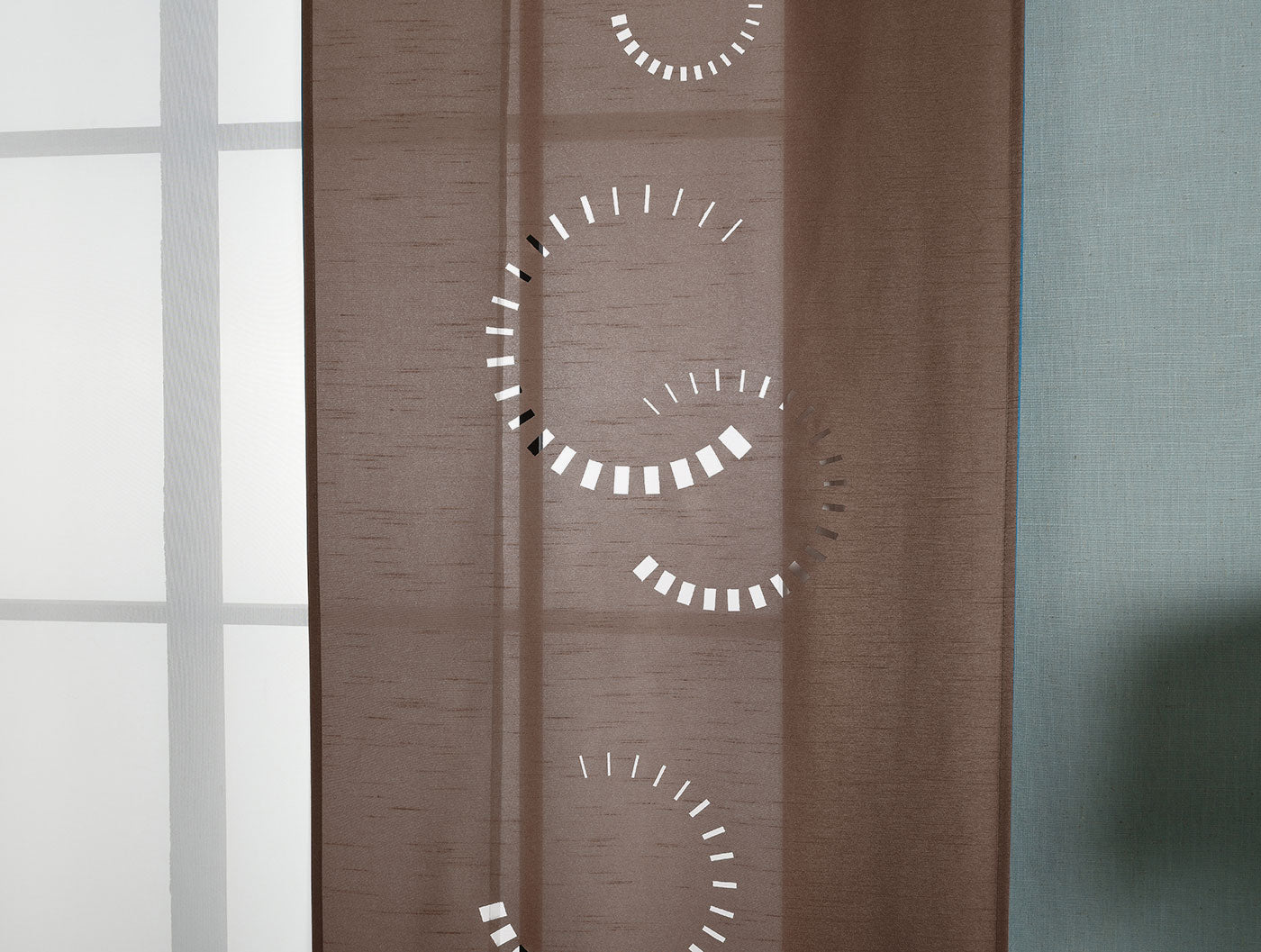 2er-Pack Schiebegardine Flächenvorhang Avila Lasercut Wildseide Optik Voile  cm (HxB) inkl. Paneelwagen und Beschwerungsstangen 165610 - Gardinenbox.de - 