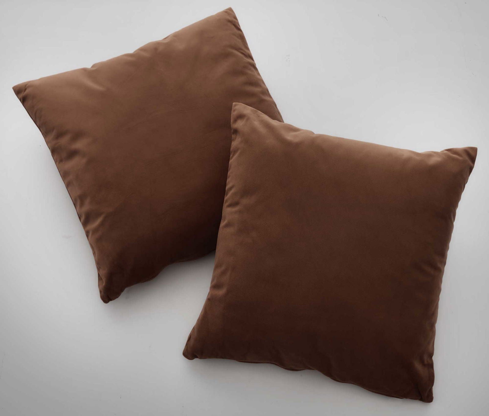 2er Set Sofakissen mit Füllung »Milano« Dekokissen mit Komfort-Samt-Bezug und Reißverschluß mit Füllkissen Extra Weich Couchkissen 203572-2 Taupe Kissen mit Füllung 2er_Set_Sofakissen_mit_Fullung_Milano_Dekokissen_mit_Komfort-Samt-Bezug_und_Reissverschluss_mit_Fullkissen_Extra_Weich_Couchkissen_203572-2_-_Gardinenbox.de_-_-3673257 | Gardinenbox.de