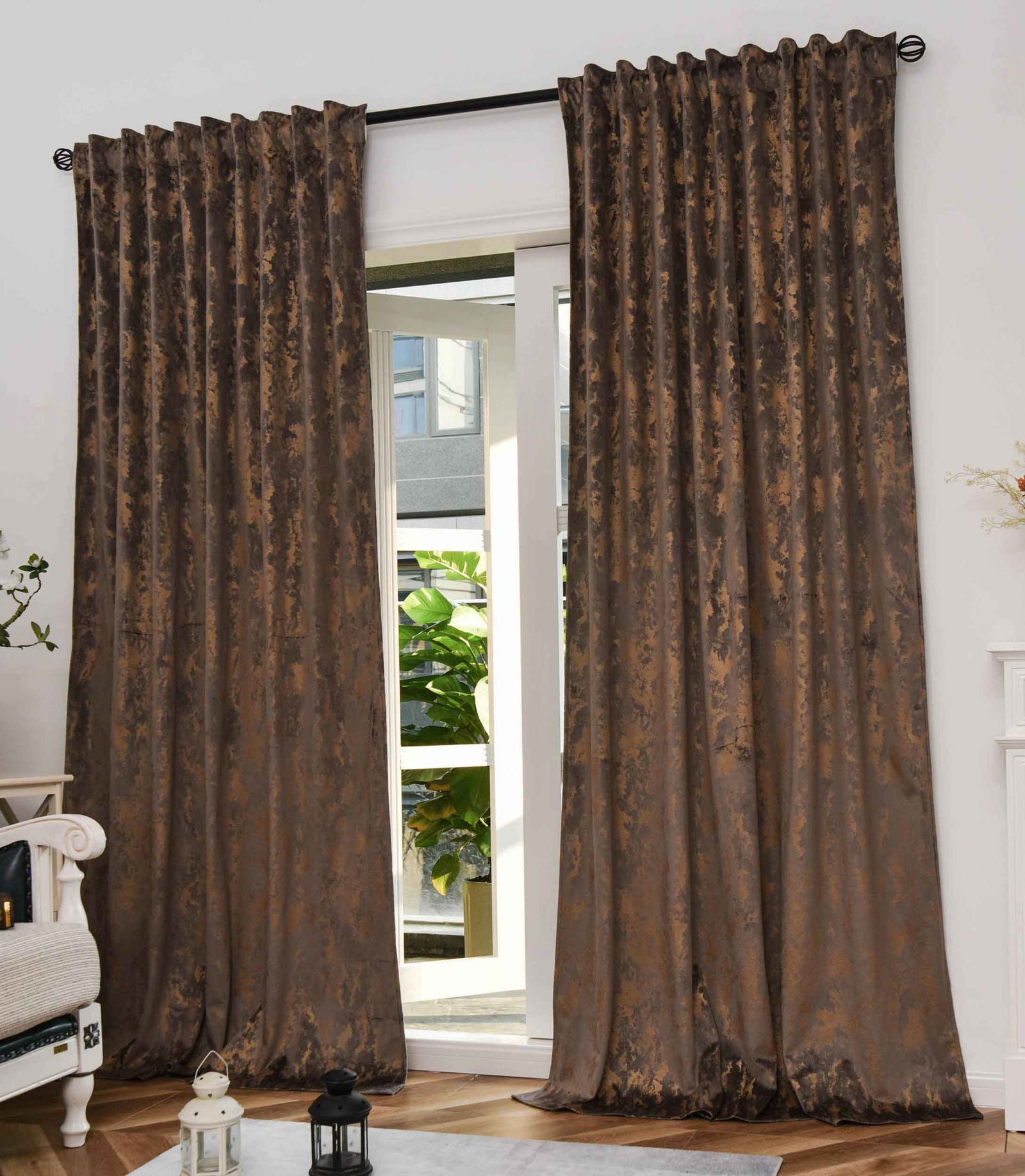 2er Set Vorhänge Samt Damast »MILANO STAR« Vorhang mit Foliendruck und Multiband Aufhängung: Königlicher Luxus für Ihr Zuhause 2023300-2 Taupe Gold Vorhang Set 2er_Set_Vorhange_Samt_Damast_MILANO_STAR_Vorhang_mit_Foliendruck_und_Multiband_Aufhangung_Koniglicher_Luxus_fur_Ihr_Zuhause_2023300-2_-_Gardinenbox.de_-_-3674378 | Gardinenbox.de