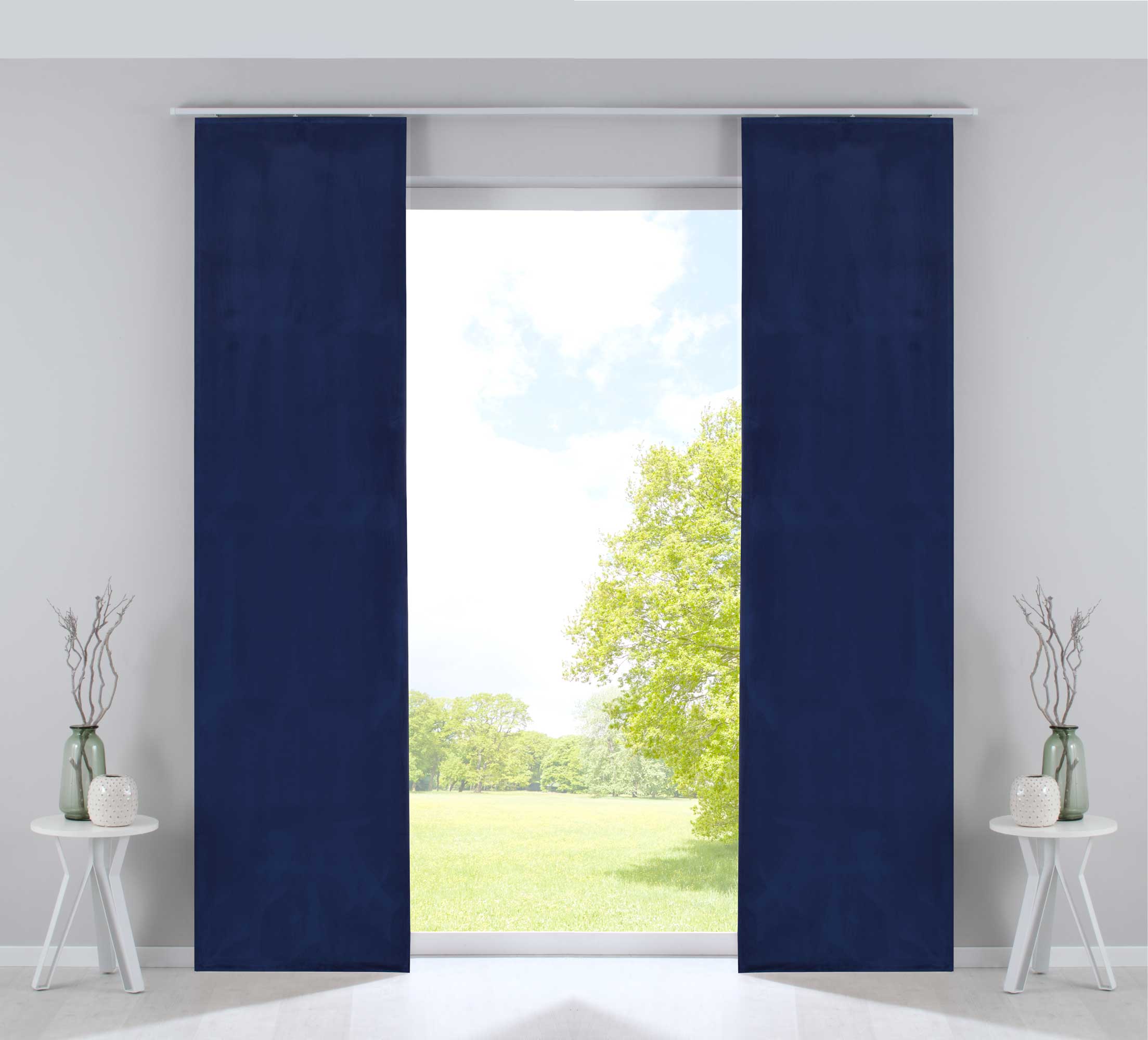 2er Set Flächenvorhänge Verdunkelung Schiebegardinen »Milano« Samt blickdicht Blackout Alu Paneelwägen Beschwerungsstangen 203571-2-alu Blau Schiebegardine Fl_chenvorhang_blau | Gardinenbox.de