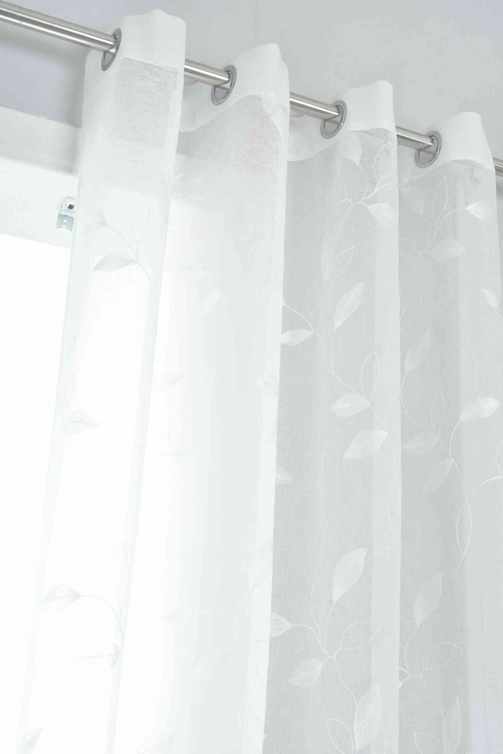 Gardine Leinenoptik  Metallösen »BAMBERG« zarte Stickerei Blattmuster lichtdurchlässig pflegeleicht 2023495 - Gardinenbox.de - 