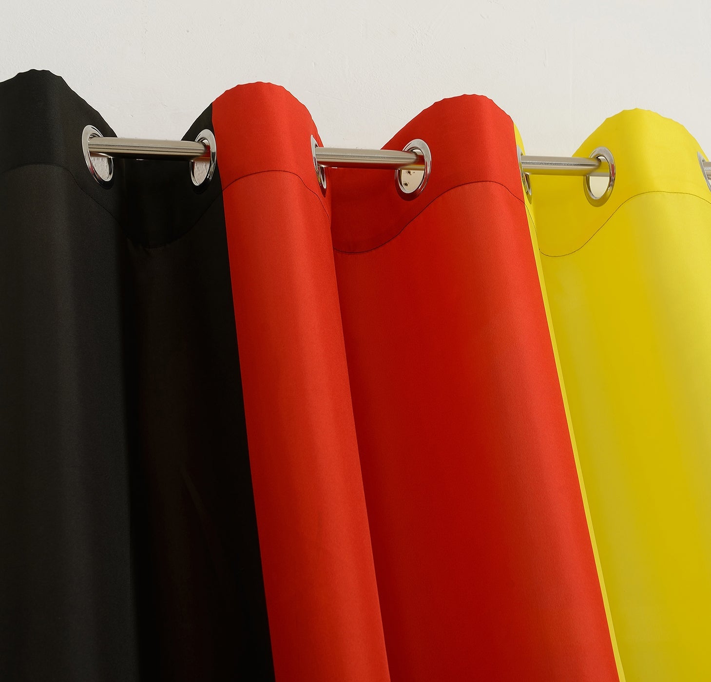Gardine Vorhang Ösenschal  Flagge  Fußball Fan Flag Banner Landesfarben 20360 - Gardinenbox.de - 