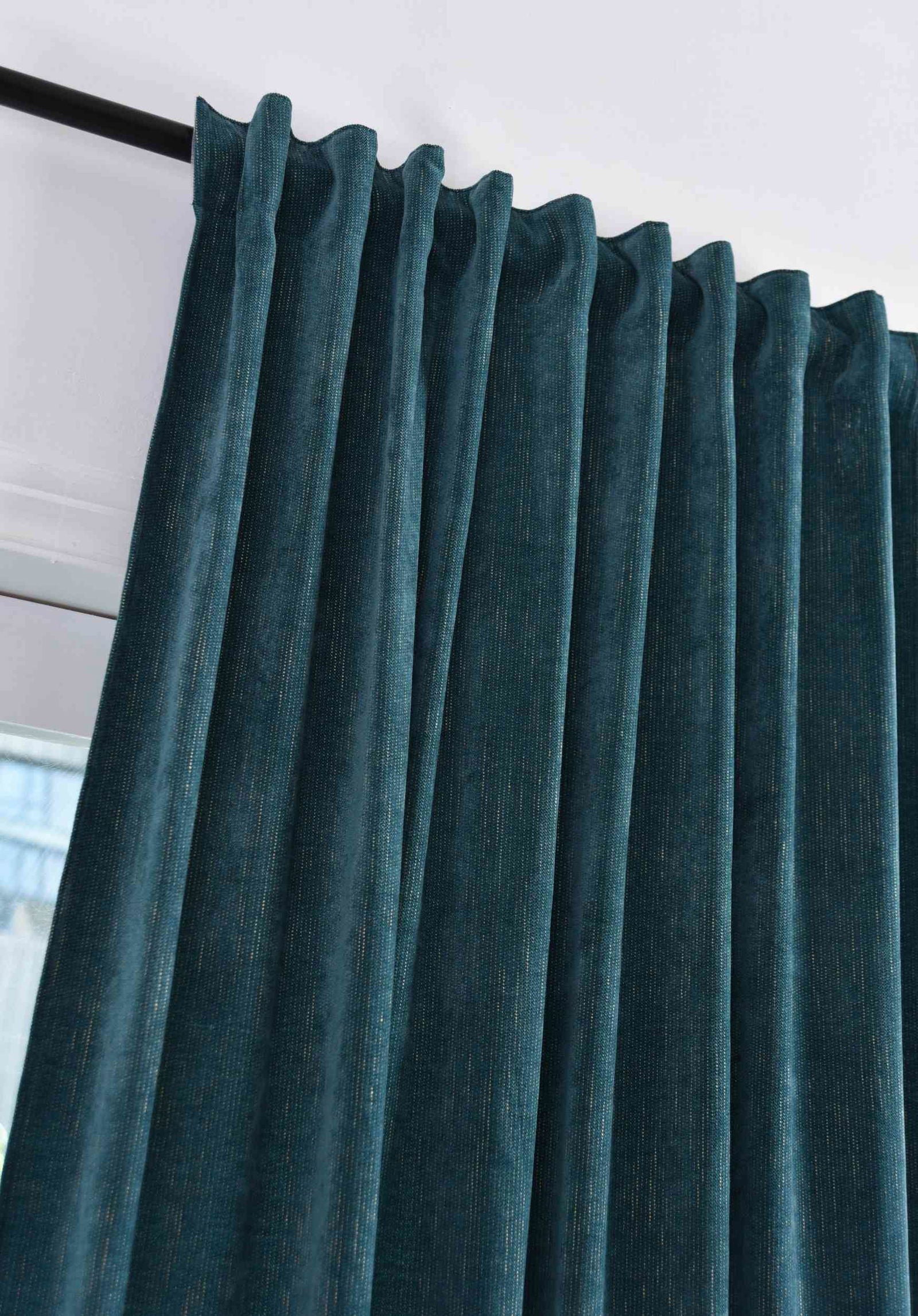 Jacquard-Vorhang mit Lurex-Effektgarn »HAVANNA« Multiband-Aufhängung: Luxus für Ihr Zuhause 2023340 Vorhang Jacquard-Vorhang_mit_Lurex-Effektgarn_HAVANNA_Multiband-Aufhangung_Luxus_fur_Ihr_Zuhause_2023340_-_Gardinenbox.de_-_-3685534 | Gardinenbox.de