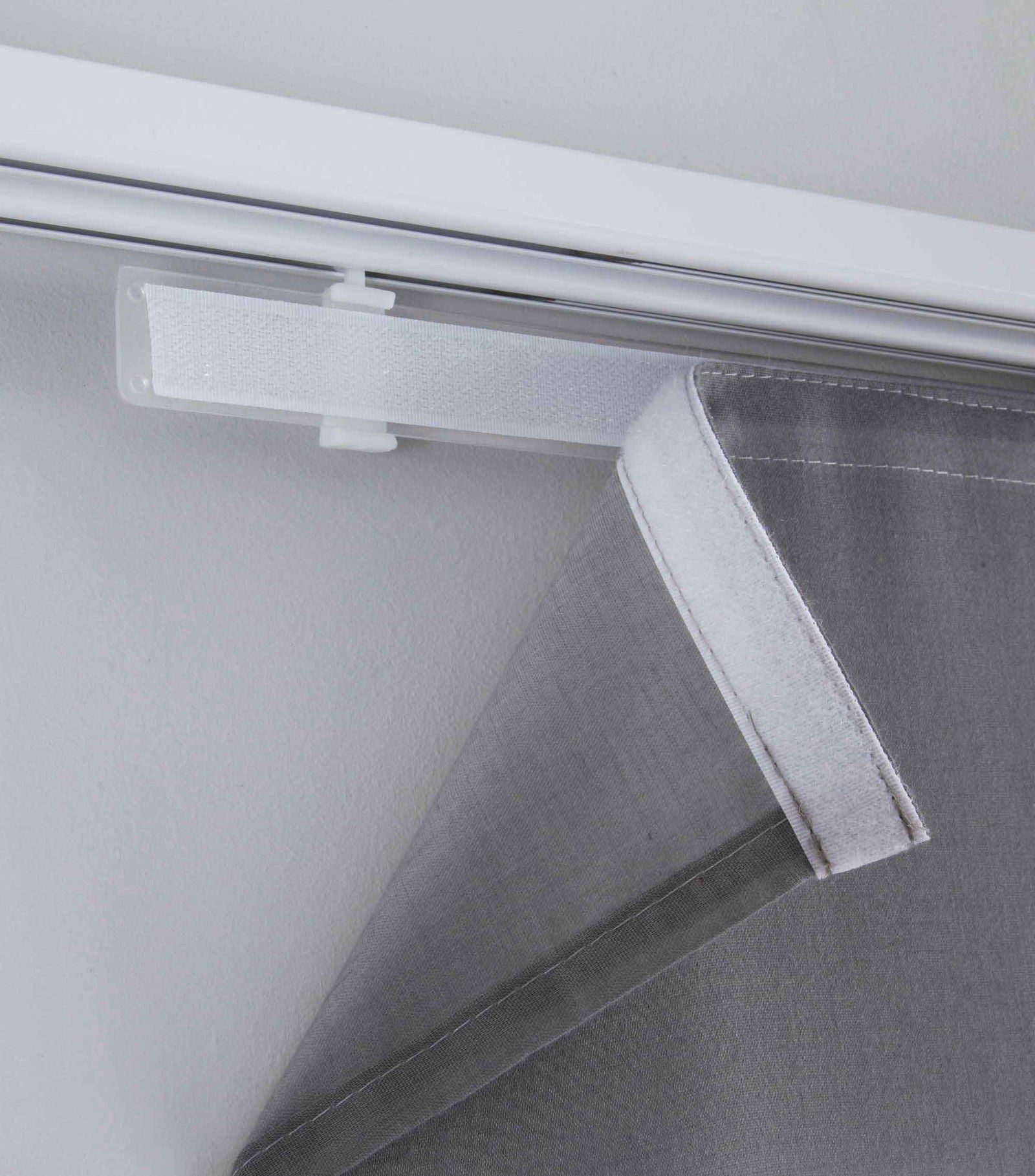 Paneelwagen 60 cm Weiß aus Kunststoff für Flächenvorhang incl. Beschwerungsstange Rollen- und X-Gleiter 2022417 Gardinen Zubehör Paneelwagen_60_cm_Weiss_aus_Kunststoff_fur_Flachenvorhang_incl._Beschwerungsstange_Rollen-_und_X-Gleiter_2022417_-_Gardinenbox.de_-_-3687432 | Gardinenbox.de