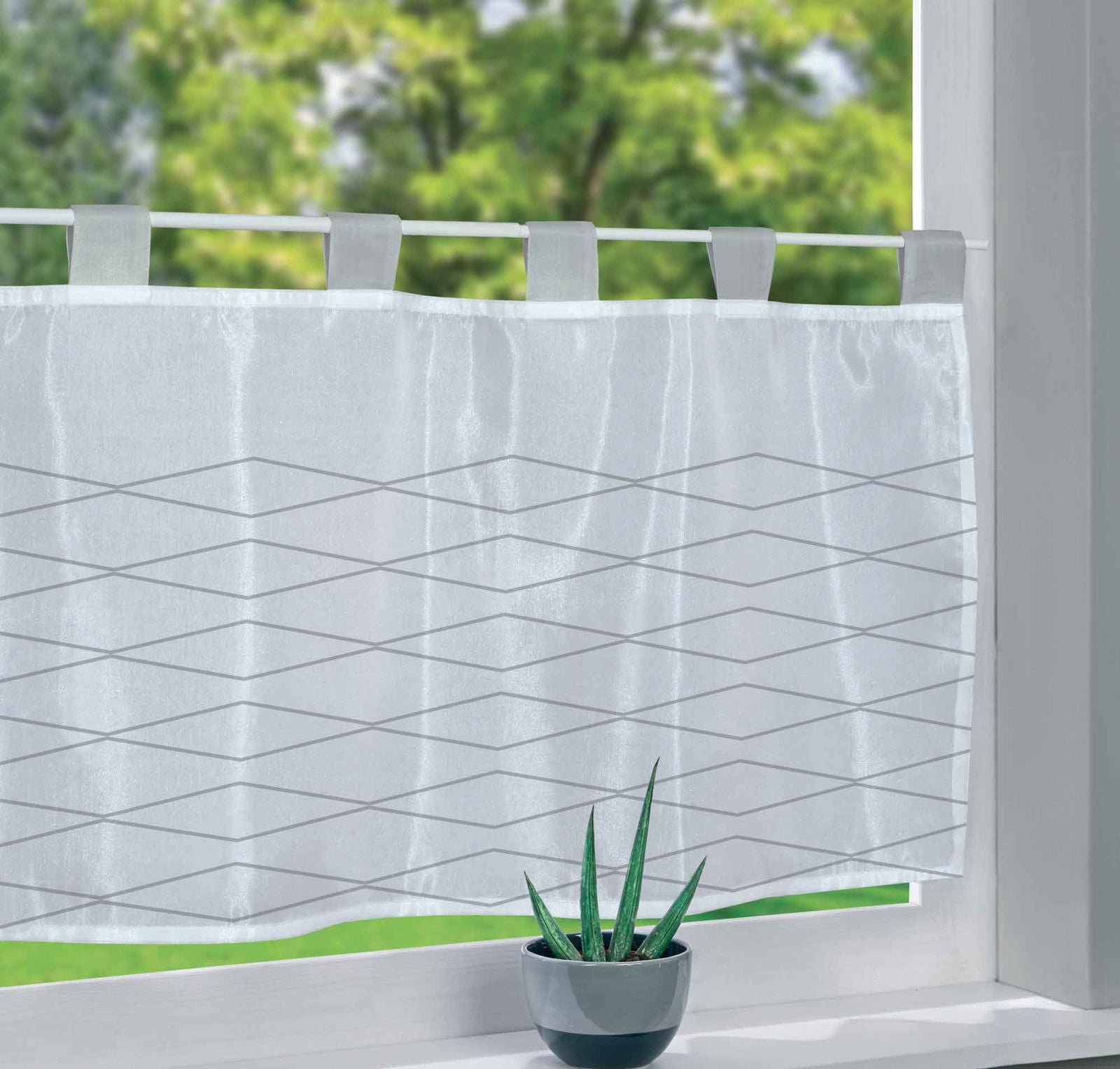 Scheibengardine Voile »Ulm« Ausbrenner Bedruckt Sichtschutz Transparent Küchenfenster 202071 Raute HxB 50x160 cm Scheibengardine Scheibengardine_Voile_Ulm_Ausbrenner_Bedruckt_Sichtschutz_Transparent_Kuchenfenster_202071_-_Gardinenbox.de_-_-3689323 | Gardinenbox.de