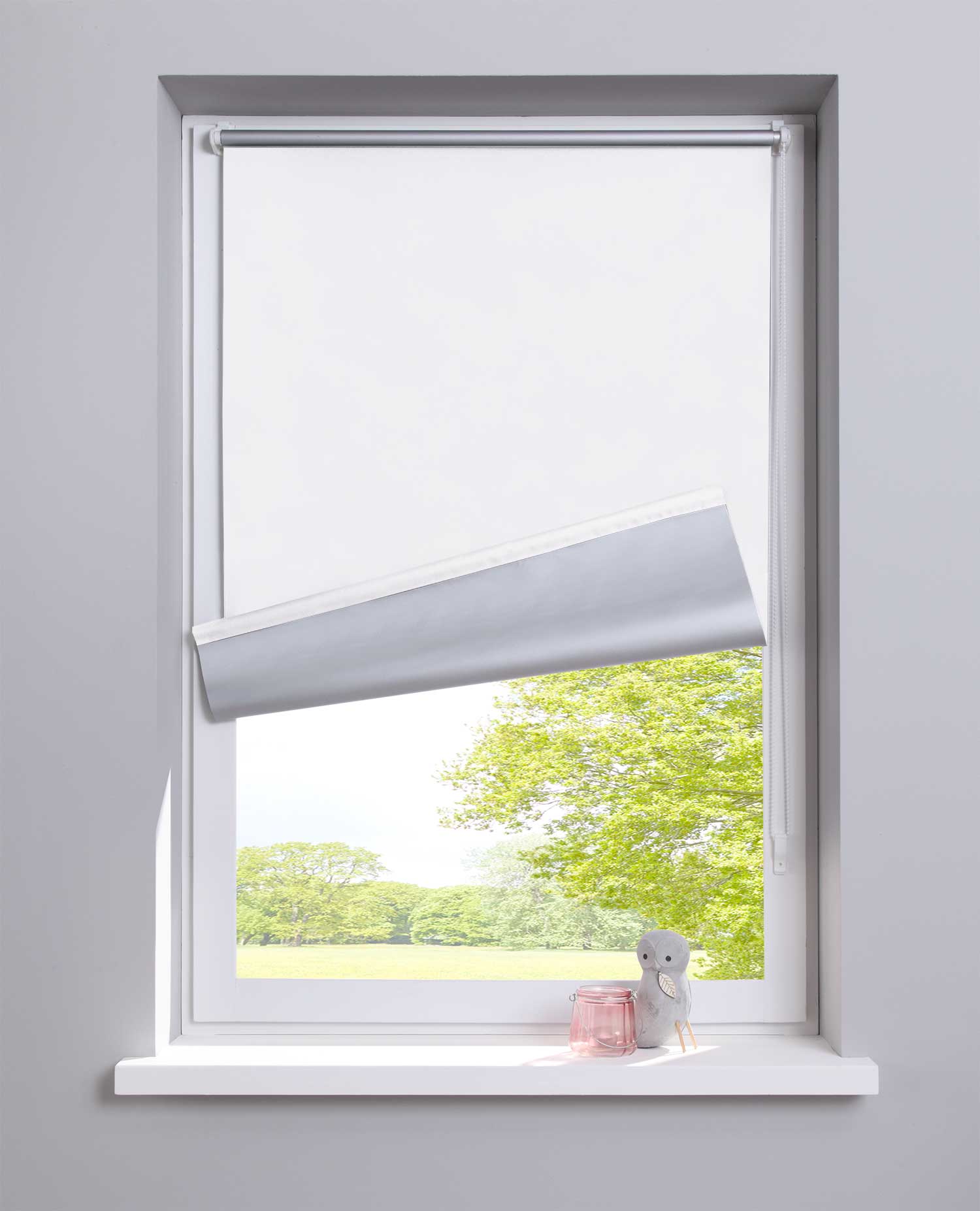 Thermo Seitenzugrollo Klemmfix Kettenzug Rollo Easyfix mit Thermobeschichtung energie sparend 62400 Weiß 100x150 Rollos Thermo_Seitenzugrollo_Klemmfix_Kettenzug_Rollo_Easyfix_mit_Thermobeschichtung_energie_sparend_62400_-_Gardinenbox.de_-_-3692103 | Gardinenbox.de