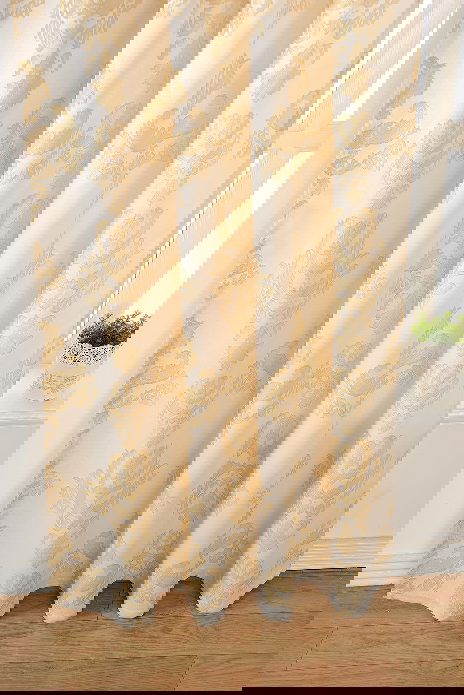Vorhang Jacquard Deko Gardine verdeckte Schlaufen Barock Lurex Garn glänzend lichtdruchlässig (Höhe x Breite cm) 20455 Vorhang Vorhang_Jacquard_Deko_Gardine_verdeckte_Schlaufen_Barock_Lurex_Garn_glanzend_lichtdruchlassig_Hohe_x_Breite_cm_20455_-_Gardinenbox.de_-_-3694258 | Gardinenbox.de