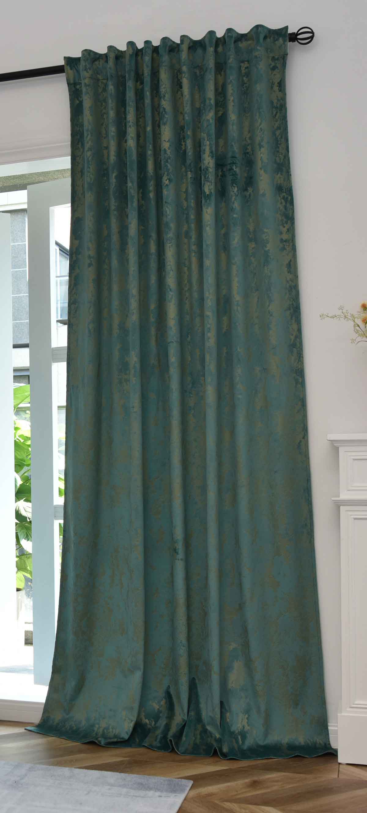 Vorhang Samt Damast »MILANO STAR« Vorhang mit Foliendruck und Multiband Aufhängung: Königlicher Luxus für Ihr Zuhause 2023300 Grün Gold Vorhang Vorhang_Samt_Damast_MILANO_STAR_Vorhang_mit_Foliendruck_und_Multiband_Aufhangung_Koniglicher_Luxus_fur_Ihr_Zuhause_2023300_-_Gardinenbox.de_-_-3694744 | Gardinenbox.de