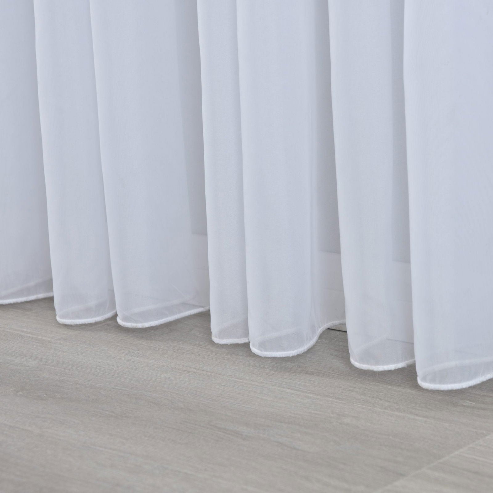 Weiße Voile Gardine dicht gewebt transparent Bleibandabschluss Tunneldurchzug 8 cm Gardinenband maschinenwaschbar verschiedene Größen 610011N Gardinenschal Weisse_Voile_Gardine_dicht_gewebt_transparent_Bleibandabschluss_Tunneldurchzug_8_cm_Gardinenband_maschinenwaschbar_verschiedene_Grossen_610011N_-_Gardinenbox.de_-_-3695803 | Gardinenbox.de